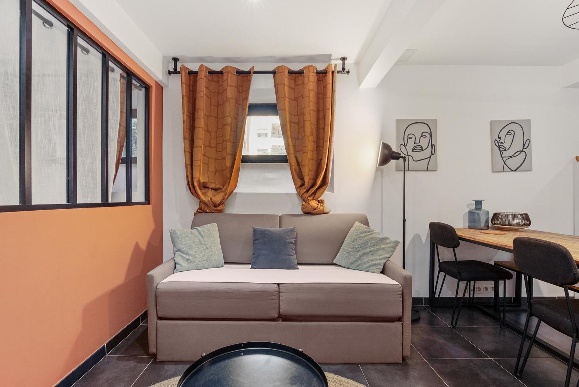 Saint Charles Apartments Montpellier Exterior photo